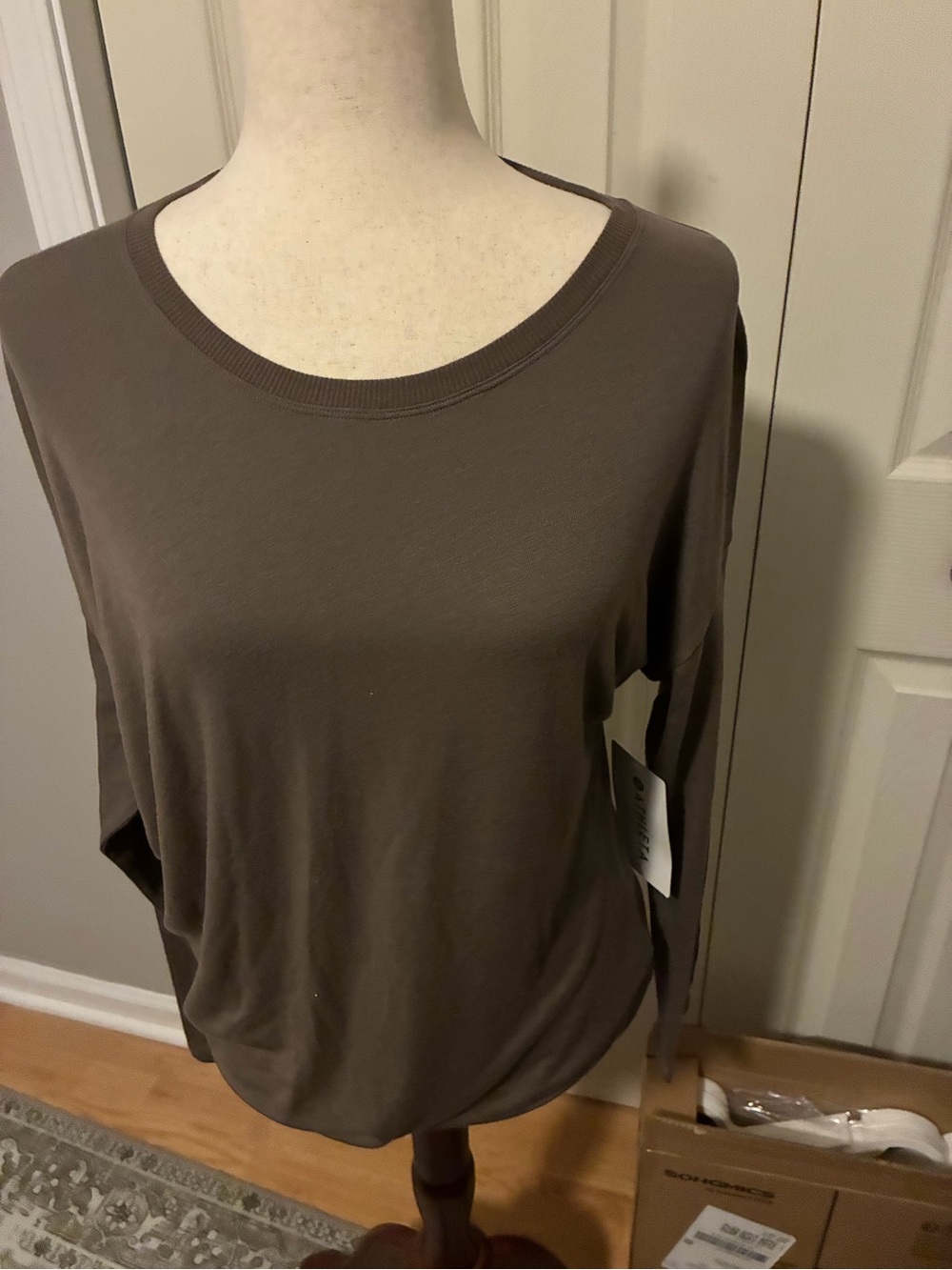 Athleta Brown Long-Sleeve Scoop Neck Top